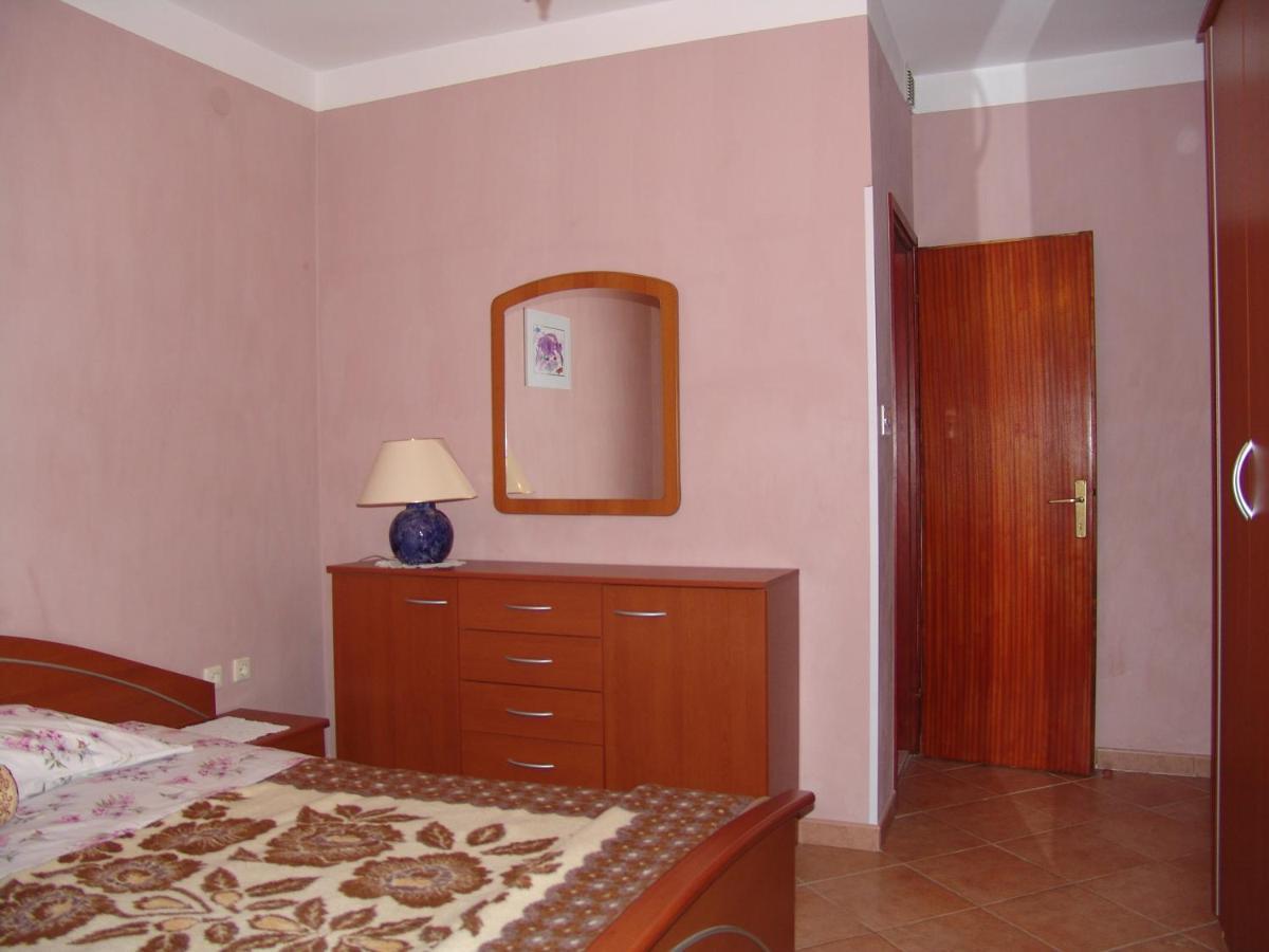 Apartments Bozica Krk Town Esterno foto