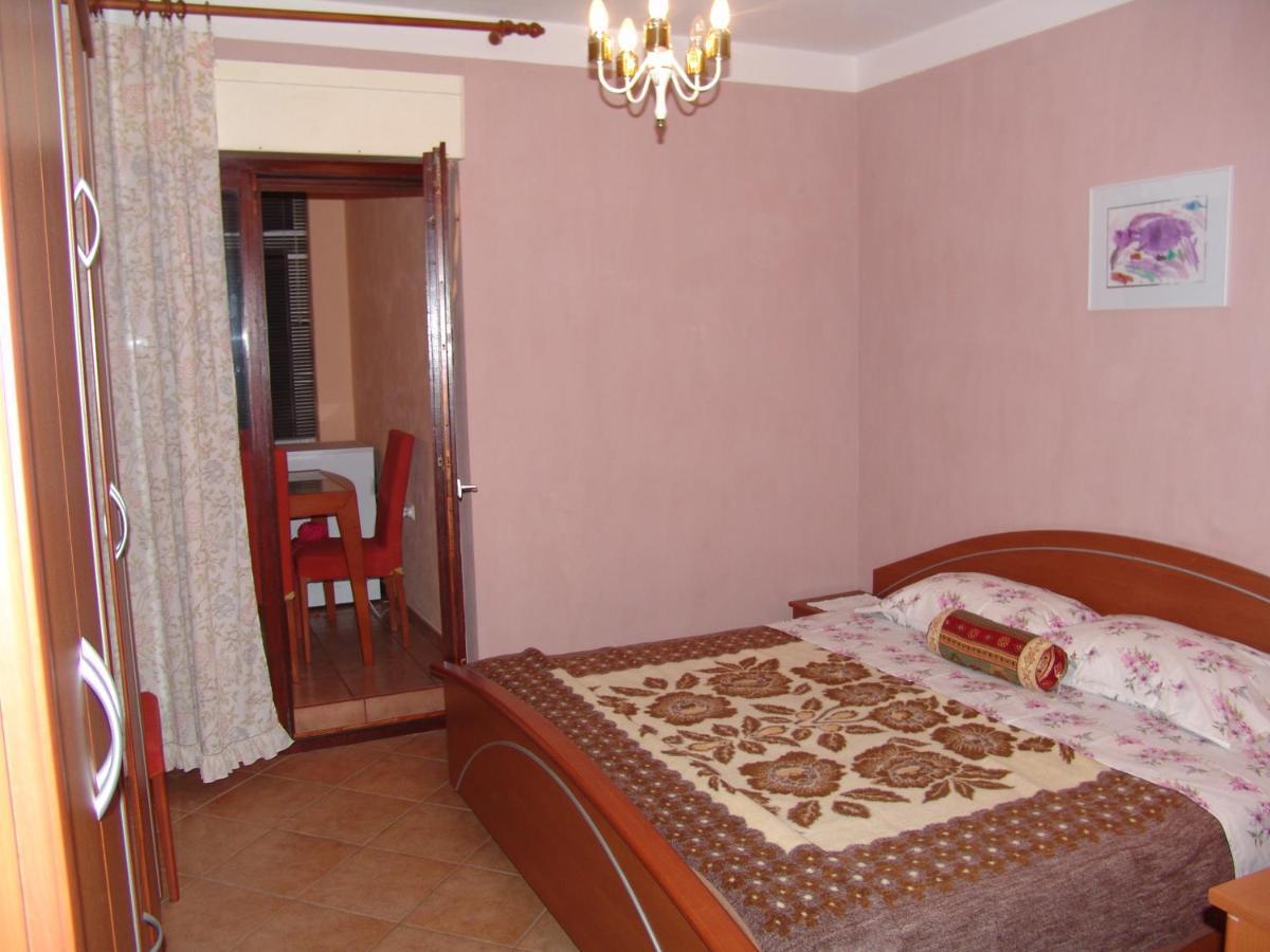 Apartments Bozica Krk Town Esterno foto