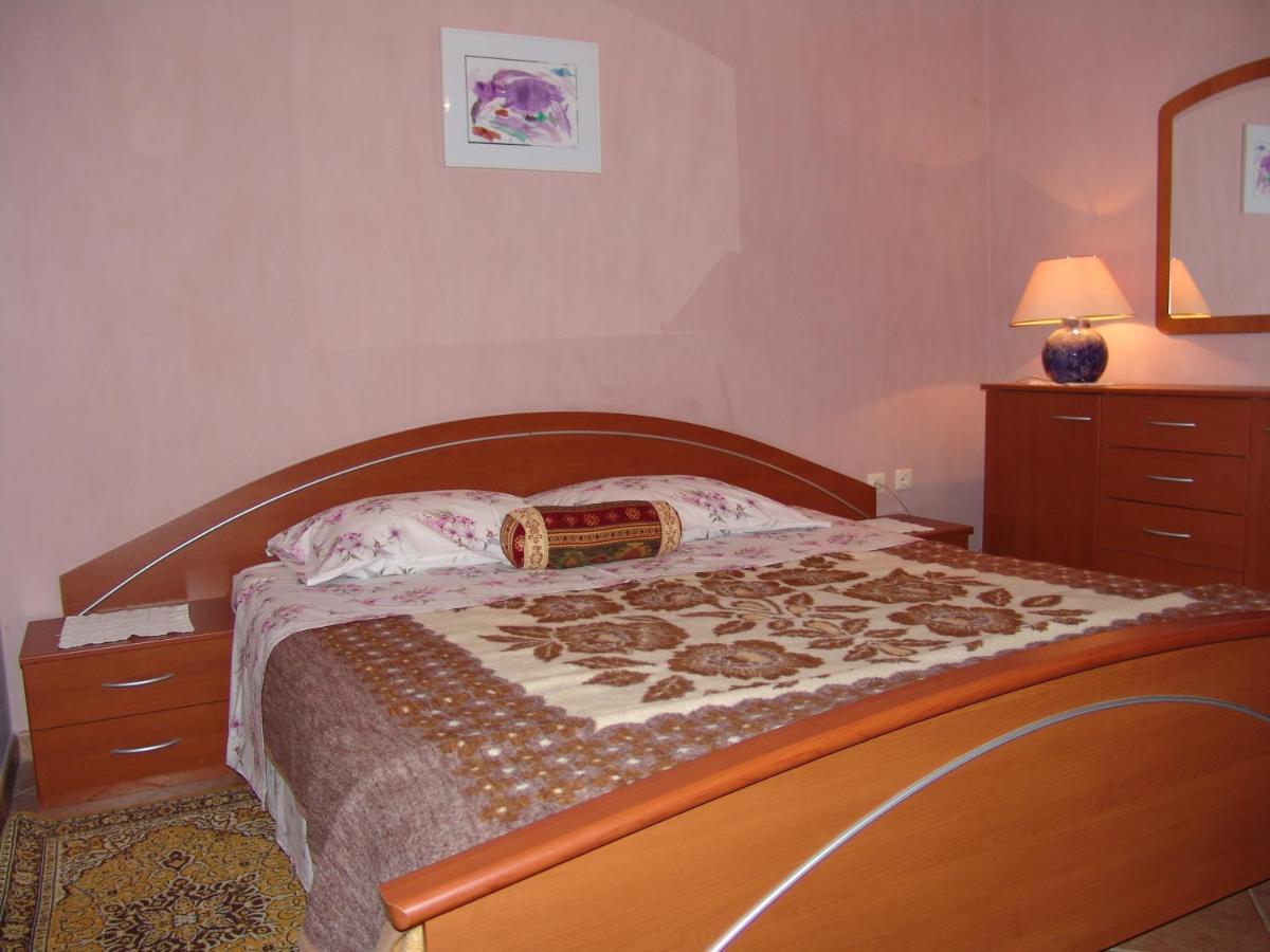 Apartments Bozica Krk Town Esterno foto